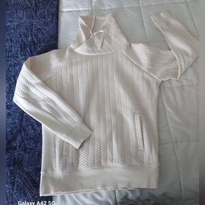 EUC Prana funnel neck sweatshirt top, S, cream
